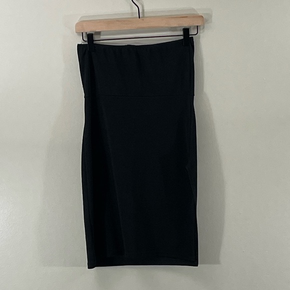 Pretty Little Thing Tube Black Dress w/ Slit - Picture 3 of 6